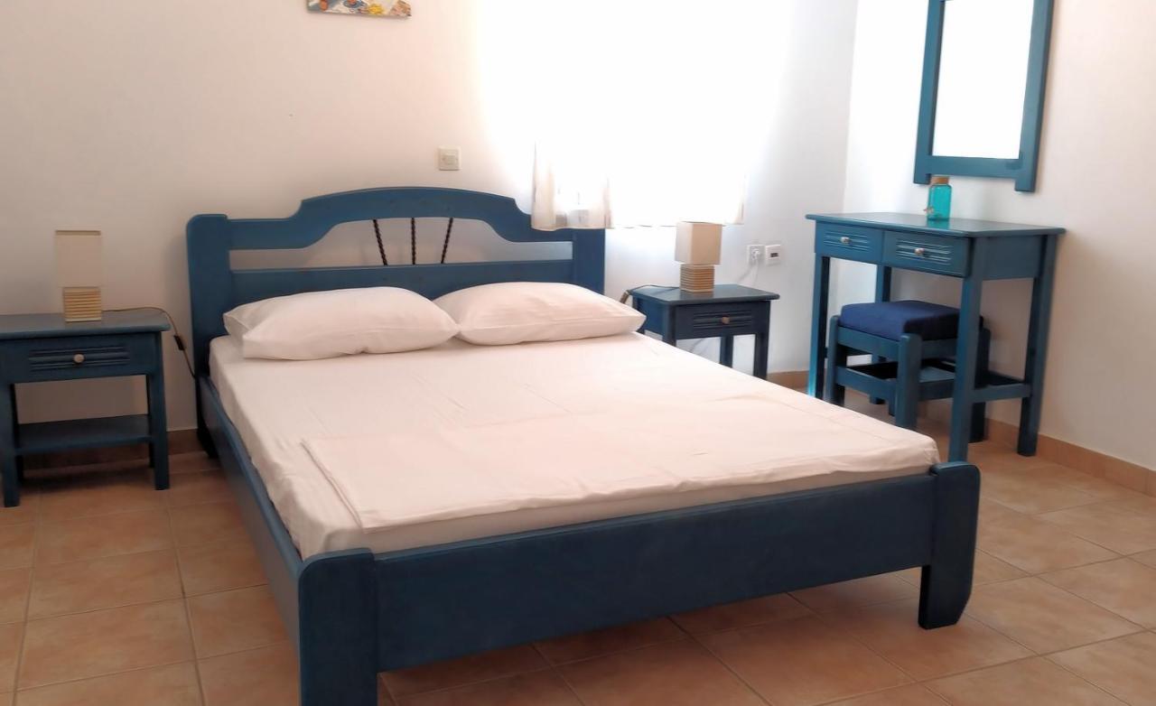 Ioli Apartments Alopronia Ngoại thất bức ảnh