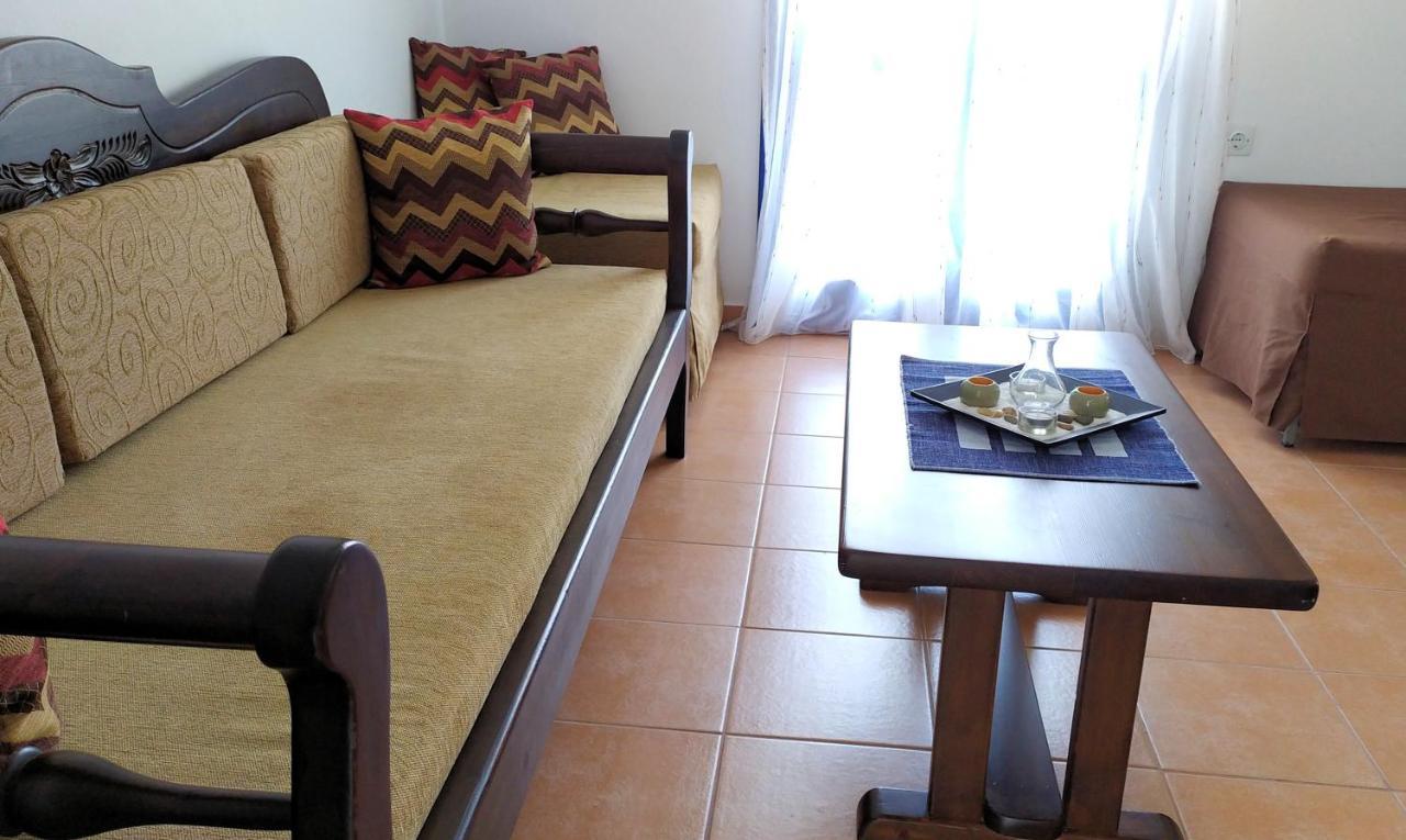 Ioli Apartments Alopronia Ngoại thất bức ảnh