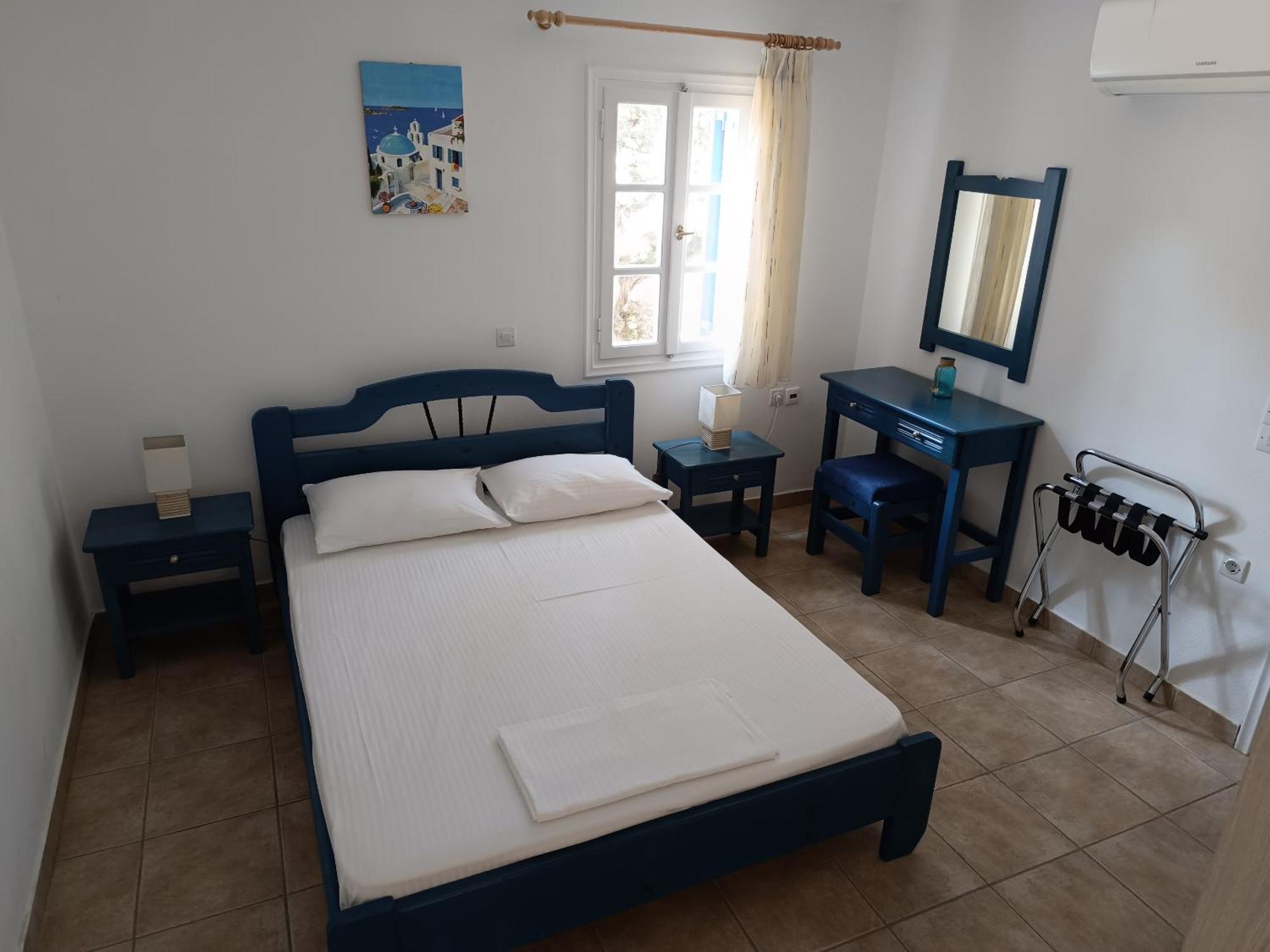 Ioli Apartments Alopronia Ngoại thất bức ảnh