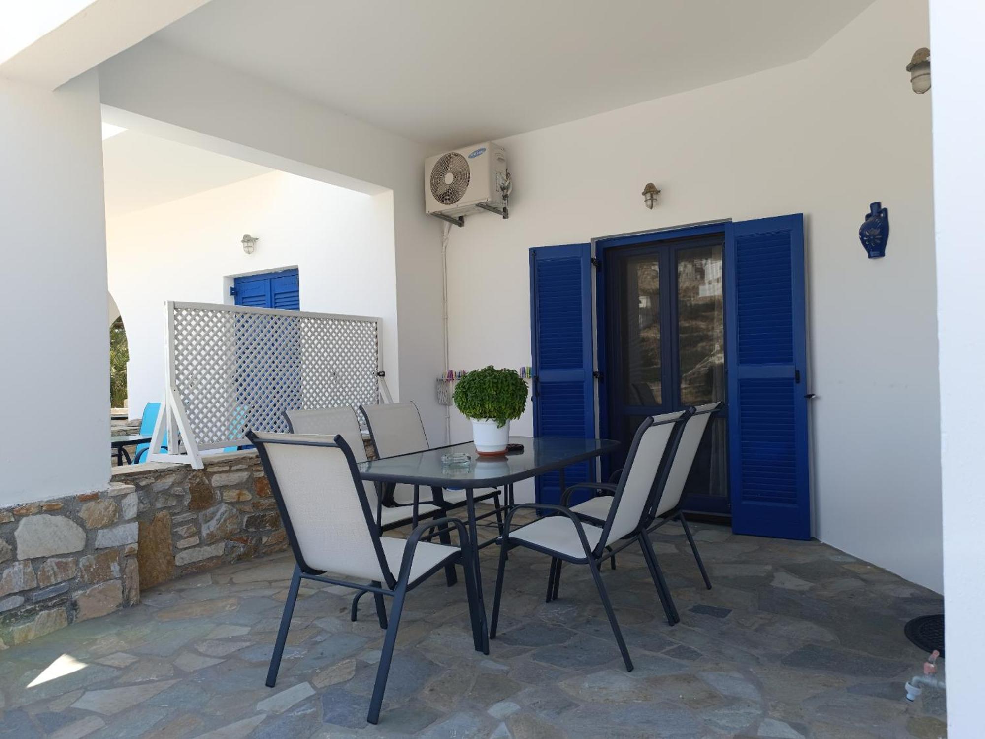 Ioli Apartments Alopronia Ngoại thất bức ảnh